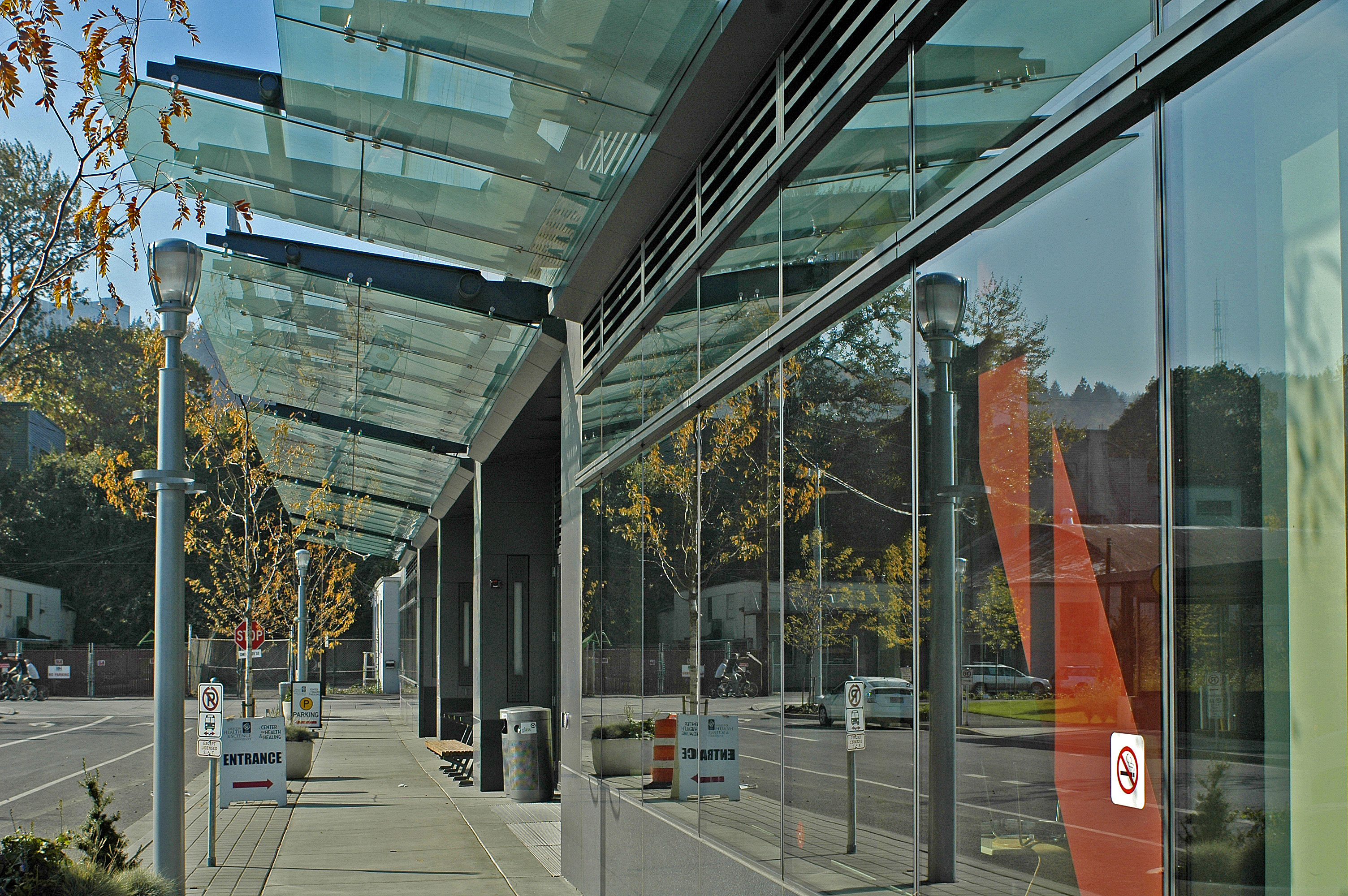 Point-Supported Canopy Systems | DeaMor